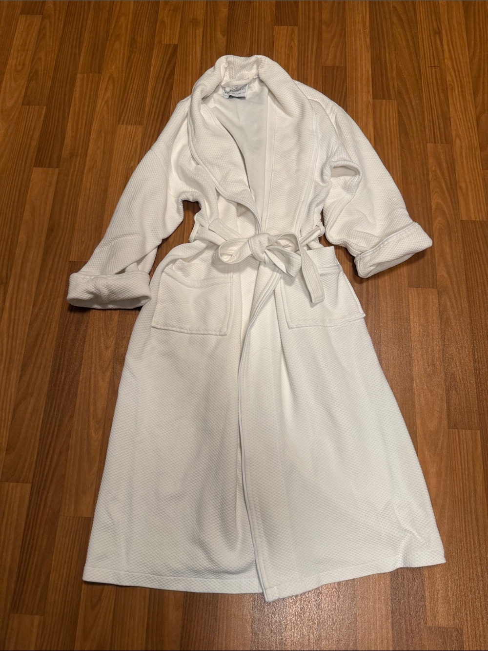 Super nice and super good Classic White Waffle Robe with Shawl Collar